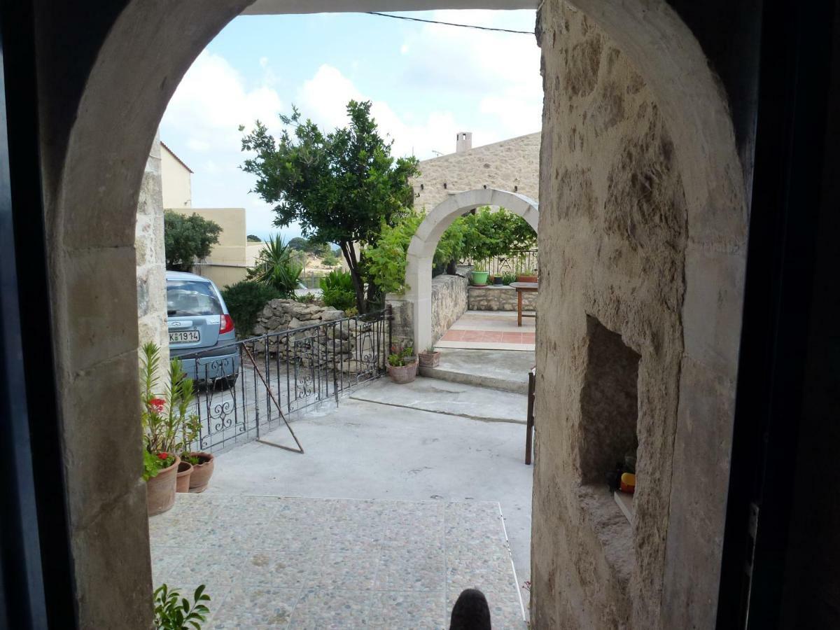 Arches Eleftherna מראה חיצוני תמונה